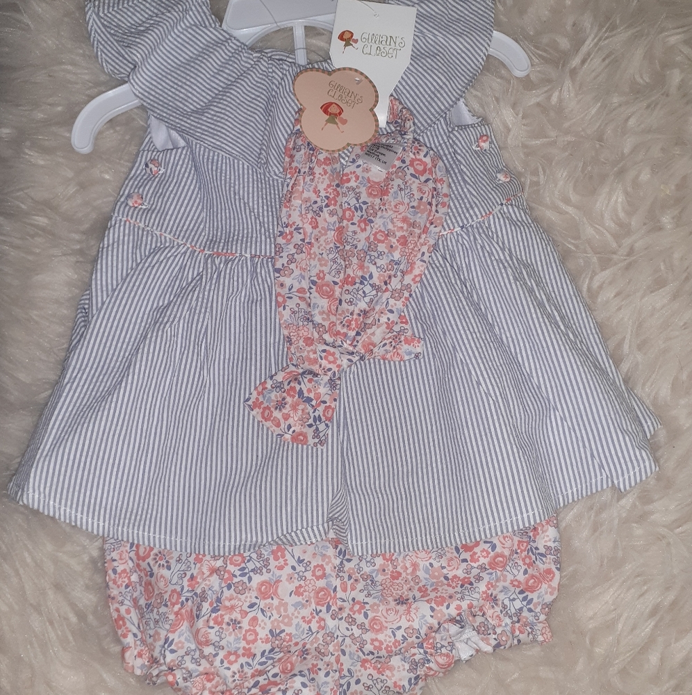 New with tags girls 12-18m complete outfit